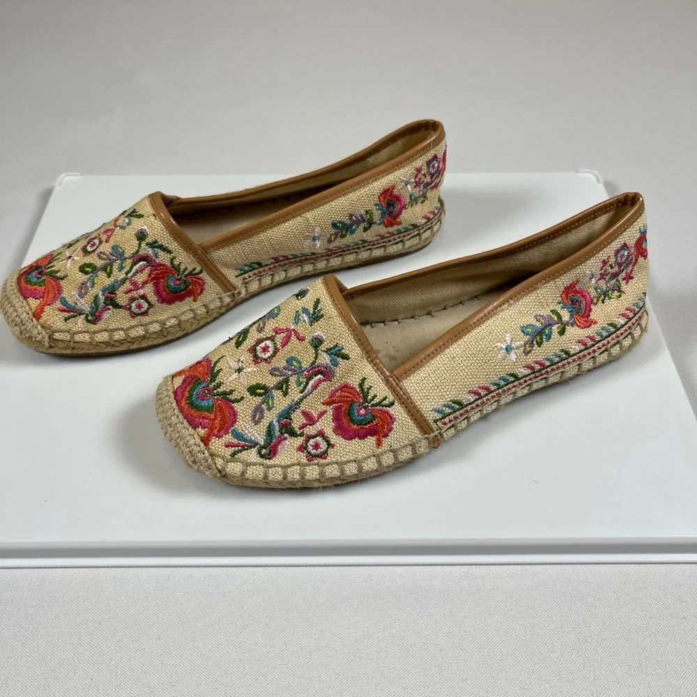 GIANNI BINI Espadrille Flats Sz 5.5 Embroidered‎ Floral Boho Festival Slip On